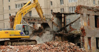Демонтаж фасада в Спасске-Дальнем: цены за м2 от 360 рублей | Сварной-Спс
